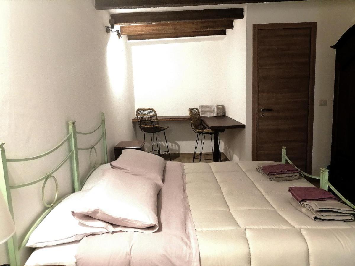 A Casa Mia 호텔 치타디카스텔로 외부 사진